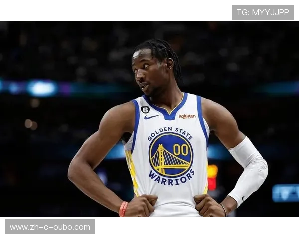 老鹰库明加左膝疼痛出战成疑 锋线运动能力可能下降 老鹰库明加左膝疼痛出战成疑 锋线运动能力可能下降